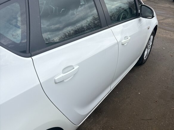 2010 Opel Astra J, белый, 700000 рублей - вид 14