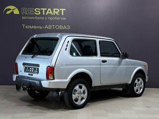 2016 Lada (ВАЗ) 2121 (4x4) Urban I Рестайлинг, серебристый, 399000 рублей, вид 2