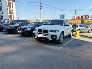 2011 BMW X6 35i 8-speed I (E71), белый, 1840000 рублей, вид 1