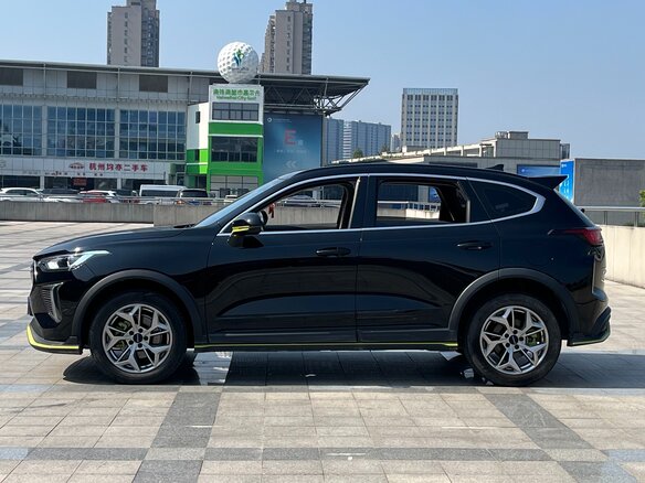 2022 Haval Chitu, чёрный, 1320000 рублей - вид 3