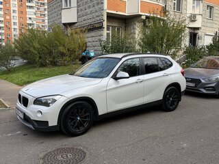 2013 BMW X1 18i I (E84) Рестайлинг, белый, 1000000 рублей, вид 1