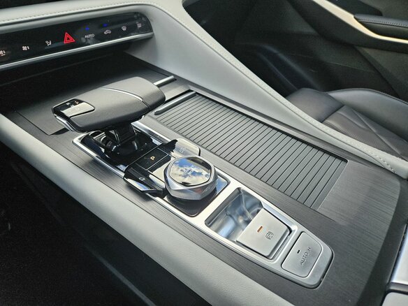 2024 Changan CS75 Plus III, серый, 2479000 рублей - вид 32