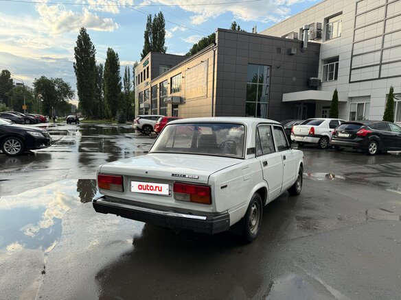 2001 Lada (ВАЗ) 2107, белый - вид 5