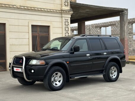2003 Mitsubishi Pajero Sport I, чёрный, 1100000 рублей, вид 3