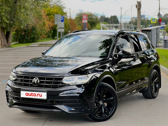 2021 Volkswagen Tiguan II Рестайлинг, чёрный, 3650000 рублей