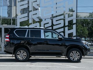 2014 Toyota Land Cruiser Prado 4-speed 150 Series Рестайлинг 1, чёрный, 3250000 рублей, вид 5
