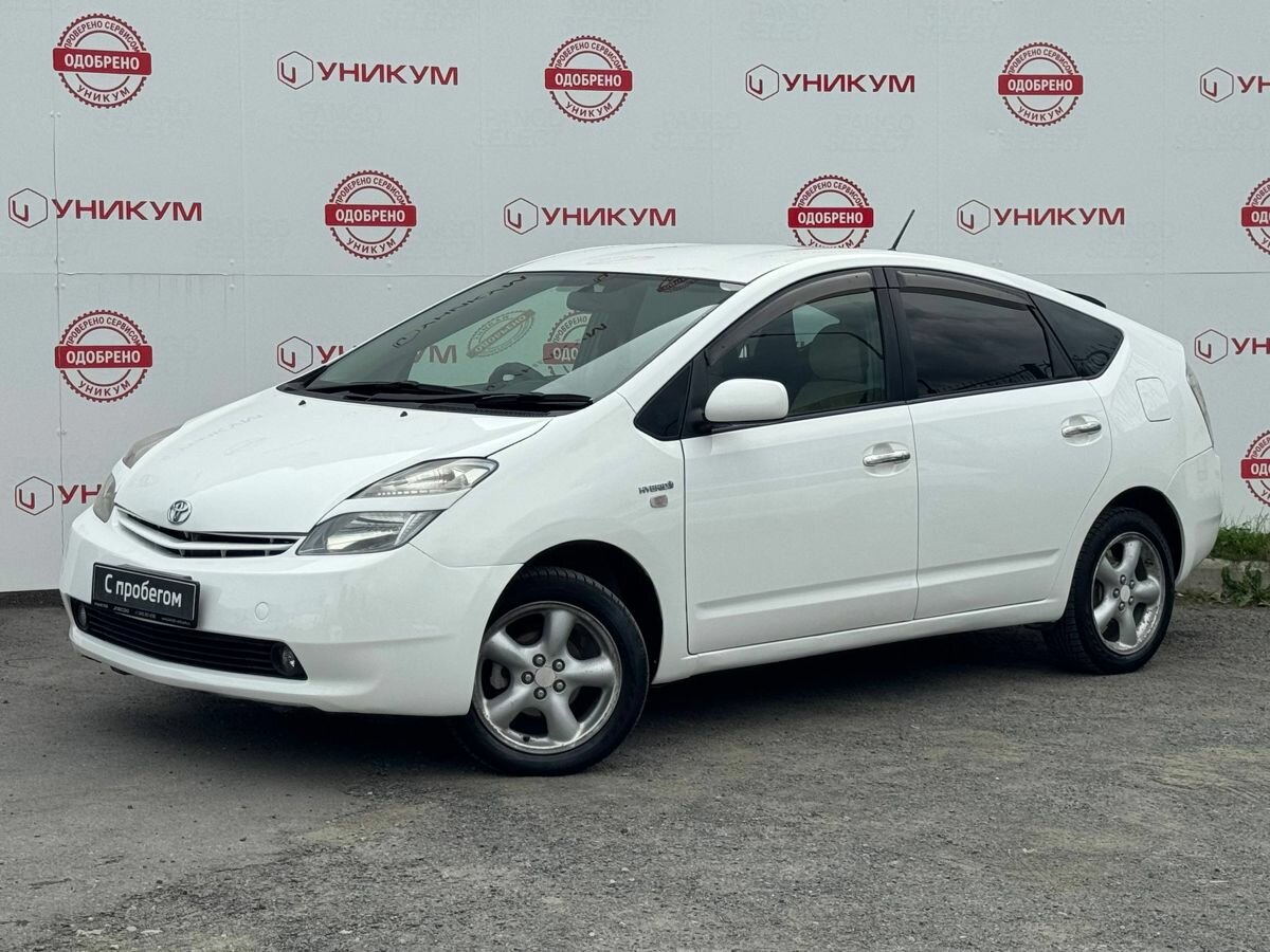 Открыть фотографии: Toyota Prius II Рестайлинг (XW20)