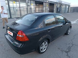 2010 Chevrolet Aveo I Рестайлинг, чёрный, 450000 рублей, вид 5