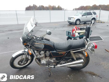 1981 Honda CB 750, красный, 460000 рублей, вид 5