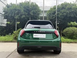 2025 Mini Hatch E IV (F65/F66/J01), зелёный, 3500000 рублей, вид 4