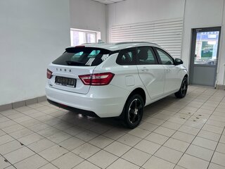 2020 Lada (ВАЗ) Vesta SW I, белый, 940000 рублей, вид 4