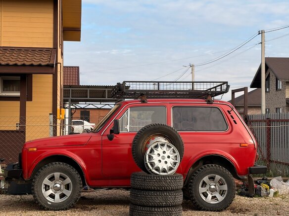 1990 Lada (ВАЗ) 2121 (4x4) I, красный, 285000 рублей - вид 8