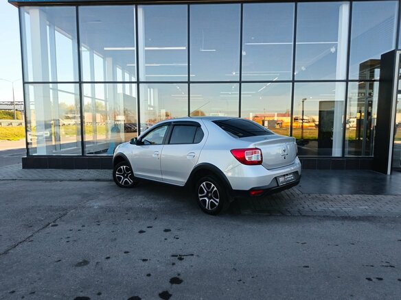 2020 Renault Logan Stepway II Рестайлинг, серый, 1325000 рублей - вид 3