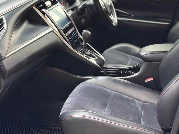 2017 Toyota Harrier III (XU60) Рестайлинг, чёрный, 2980000 рублей - вид 9
