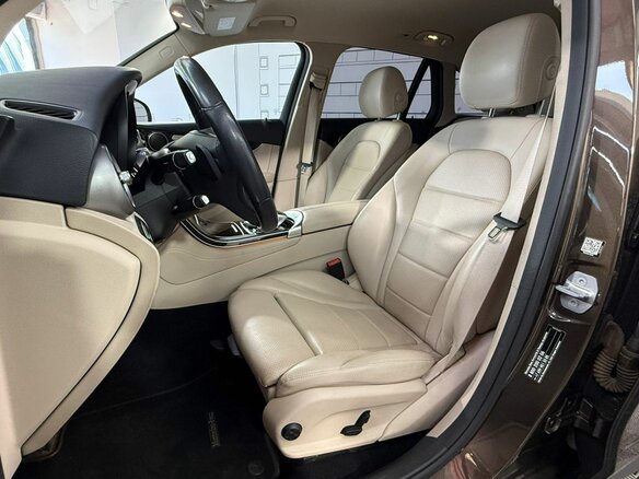 2016 Mercedes-Benz GLC 250 I (X253), коричневый, 3000000 рублей - вид 13