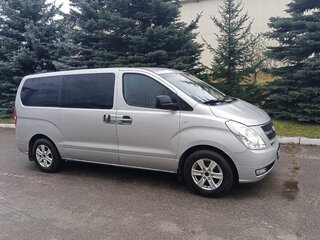 2008 Hyundai Grand Starex I, серебристый, 850000 рублей, вид 3