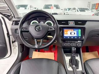2022 Skoda Octavia III (A7) Рестайлинг, белый, 1380000 рублей, вид 5