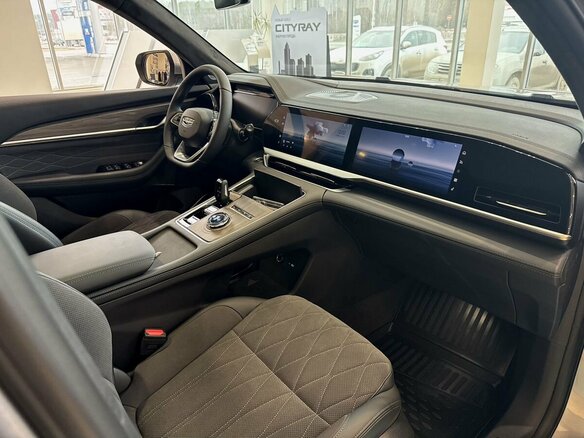 2026 Geely Monjaro I Рестайлинг, белый, 4949990 рублей - вид 17