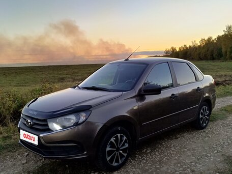 2018 Lada (ВАЗ) Granta I Рестайлинг, коричневый, 520000 рублей, вид 2