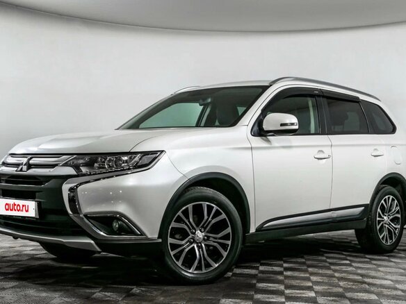 2016 Mitsubishi Outlander III Рестайлинг 2, белый