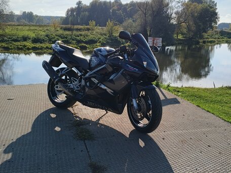2002 Honda CBR 600F, синий, 400000 рублей, вид 3