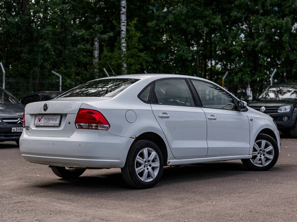 2014 Volkswagen Polo V, белый, 590000 рублей - вид 1