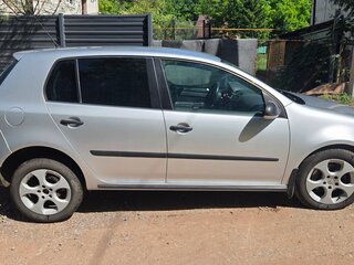2008 Volkswagen Golf V, серебристый, 630000 рублей, вид 3