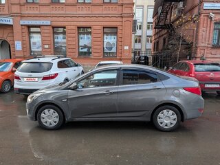 2016 Hyundai Solaris I Рестайлинг, серый, 799999 рублей, вид 2