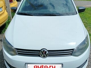 2014 Volkswagen Polo V, белый, 750000 рублей, вид 1