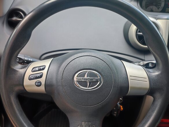 2006 Scion xA, серый, 490000 рублей - вид 8