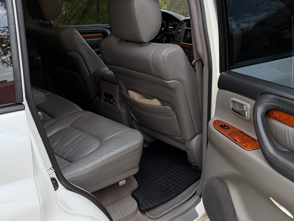 2004 Lexus LX 470 II Рестайлинг, белый, 2150000 рублей - вид 13