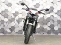 2021 Triumph Street Triple, белый, 727000 рублей - вид 2