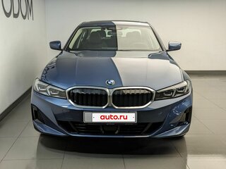 2025 BMW 3 серии 320i VII (G2x) Рестайлинг 2, синий, 5930000 рублей, вид 3