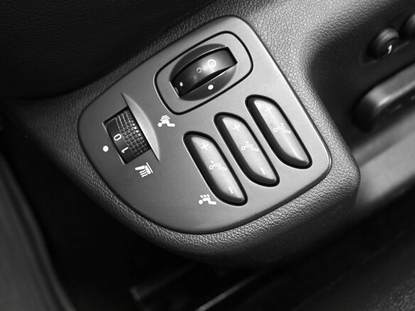 2010 Renault Latitude I, белый, 779900 рублей - вид 19