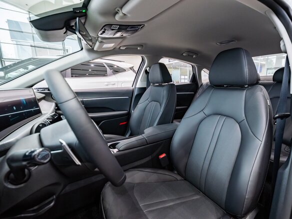 2026 Hyundai Sonata VIII (DN8) Рестайлинг, белый, 4750000 рублей - вид 14