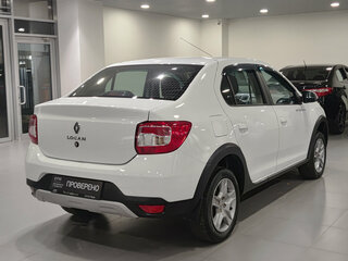 2022 Renault Logan Stepway II Рестайлинг, белый, 1135000 рублей, вид 5
