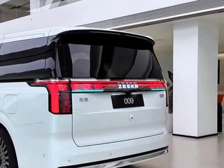 2026 Zeekr 009 108 kWh I Рестайлинг, белый, 11350000 рублей, вид 3
