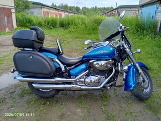 Suzuki Intruder VS800