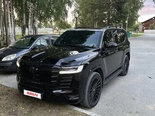 2021 Toyota Land Cruiser 300 Series, чёрный, 9900000 рублей, вид 1
