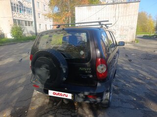 2015 Chevrolet Niva I Рестайлинг, коричневый, 600000 рублей, вид 3