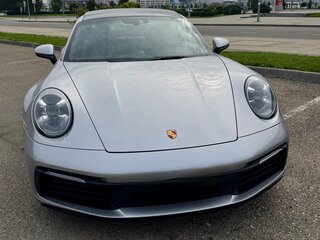 2019 Porsche 911 Carrera 4S VIII (992), серебристый, 11690000 рублей, вид 3