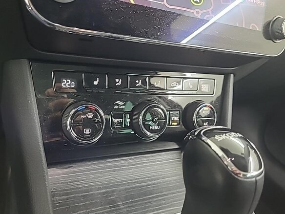 2023 Skoda Superb III Рестайлинг, серый, 2499000 рублей - вид 16