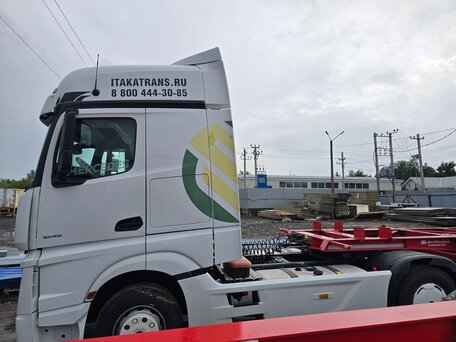 2020 Mercedes-Benz Actros, белый, 4900000 рублей, вид 3