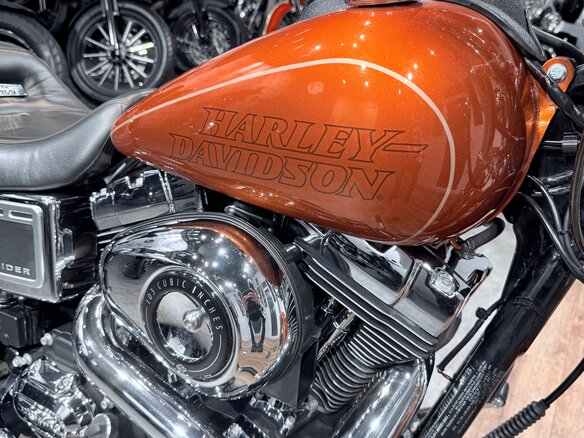 2015 Harley-Davidson Dyna Low Rider, золотистый, 1199000 рублей - вид 16