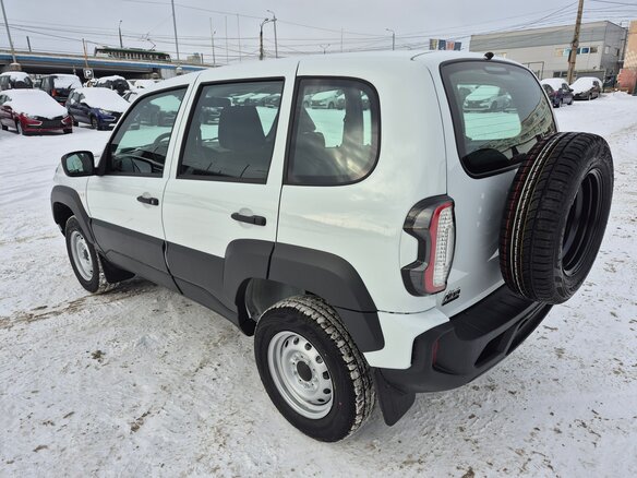 2026 Lada (ВАЗ) Niva Travel I Рестайлинг, белый, 1419000 рублей - вид 11