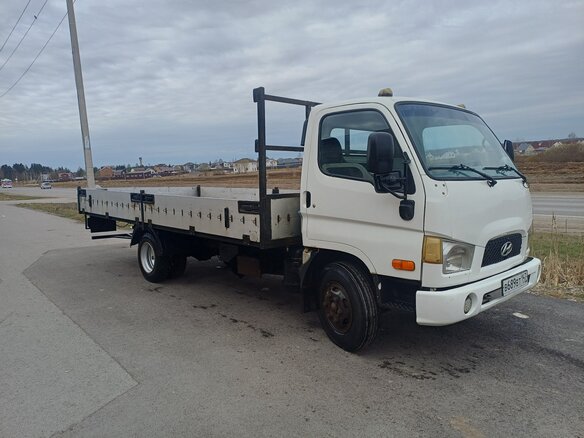 2011 Hyundai H350, белый, 1450000 рублей - вид 1
