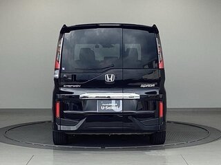 2021 Honda Stepwgn V Рестайлинг, чёрный, 1695999 рублей, вид 4