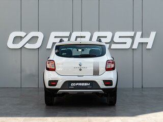 2017 Renault Sandero Stepway II, белый, 990000 рублей, вид 4
