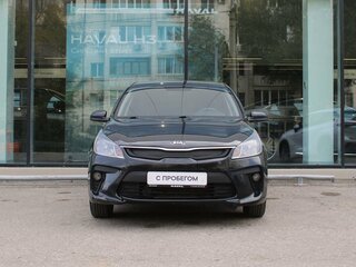 2019 Kia Rio IV, чёрный, 1320000 рублей, вид 2