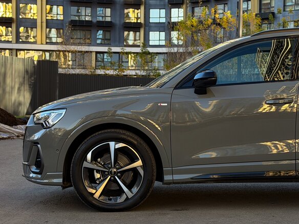 2026 Audi Q3 35 TFSI II (F3), серый, 3790000 рублей - вид 13